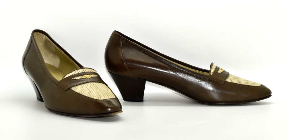 B5 Auth GUCCI Vintage Brown Cream Perforated Leather Heels Penny Loafer Sz 37.5B